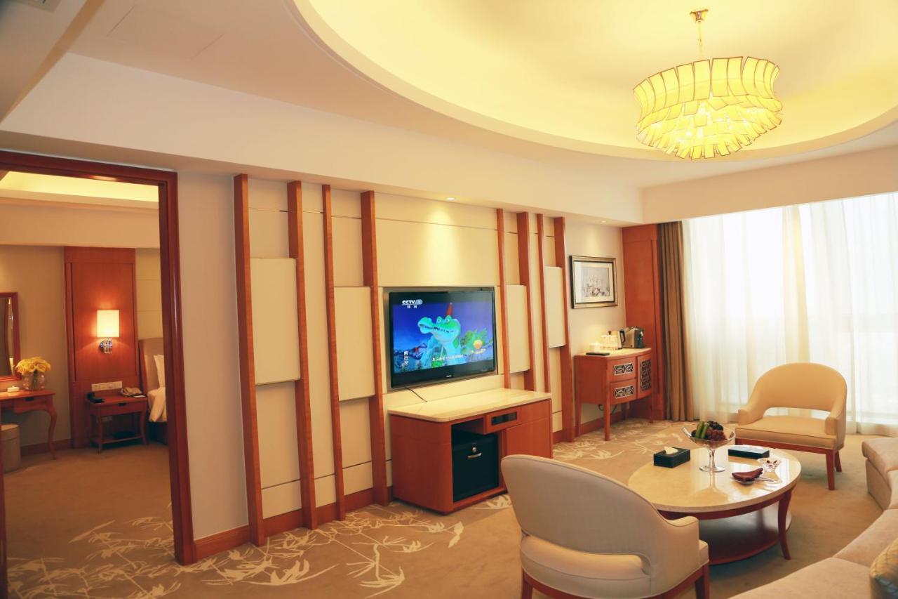 Huaguoshan Hotel เหลียนหยุนกั่ง ภายนอก รูปภาพ
